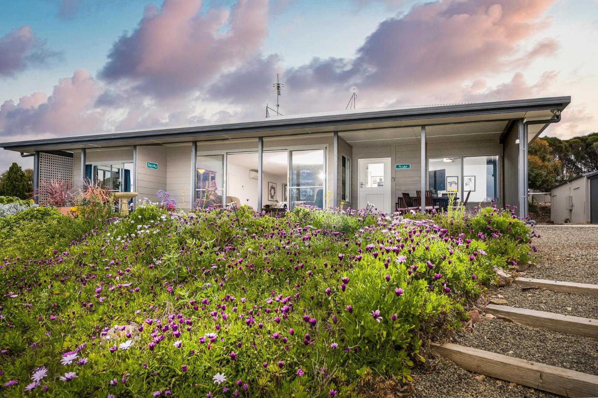Emu Bay Holiday Homes Bagian luar foto